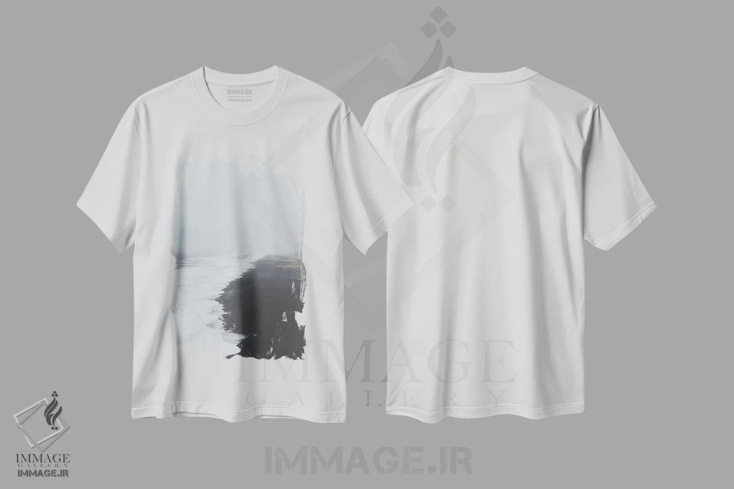 تیشرت سفید طرح دار ساحل ماسه سیاه، مدیوم اثر لوک آنتونی گرم | فروشگاه ایماژ