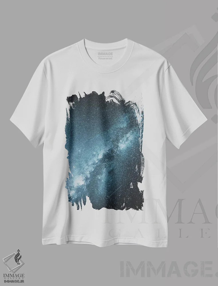 تیشرت سفید طرح دار راه شیری، تزئینی اثر لوک آنتونی گرم | فروشگاه ایماژ