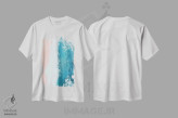 تیشرت سفید طرح دار فقط ساحلی، سواحل از نمای بالا اثر لورا گریوز | immage.ir
