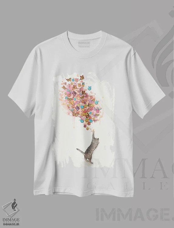 تیشرت سفید طرح دار گرفتن پروانه ها اثر لورا گریوز | فروشگاه ایماژ