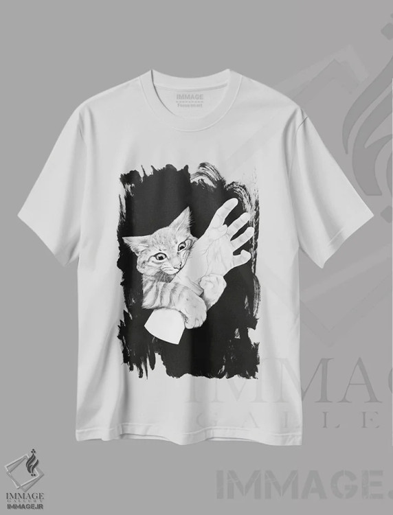 تیشرت سفید طرح دار عشق نیش می زند، هنر تزئینی سیاه و سفید اثر لورا گریوز | immage.ir