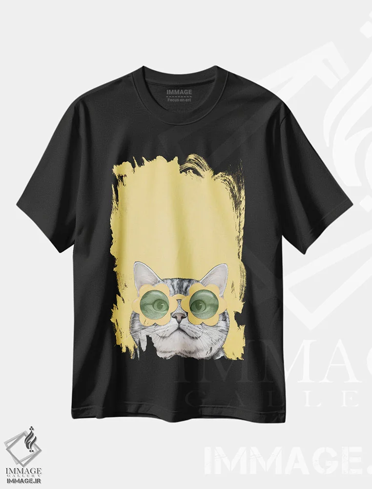 تیشرت مشکی طرح دار گربه زرد ملایم اثر لورا گریوز | immage.ir