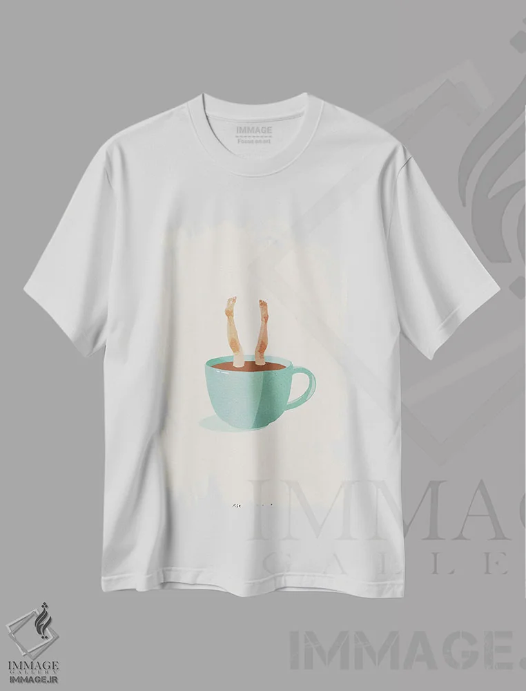 تیشرت سفید طرح دار عمیق تر رفتن، تزئینی اثر گیسل دکل | immage.ir