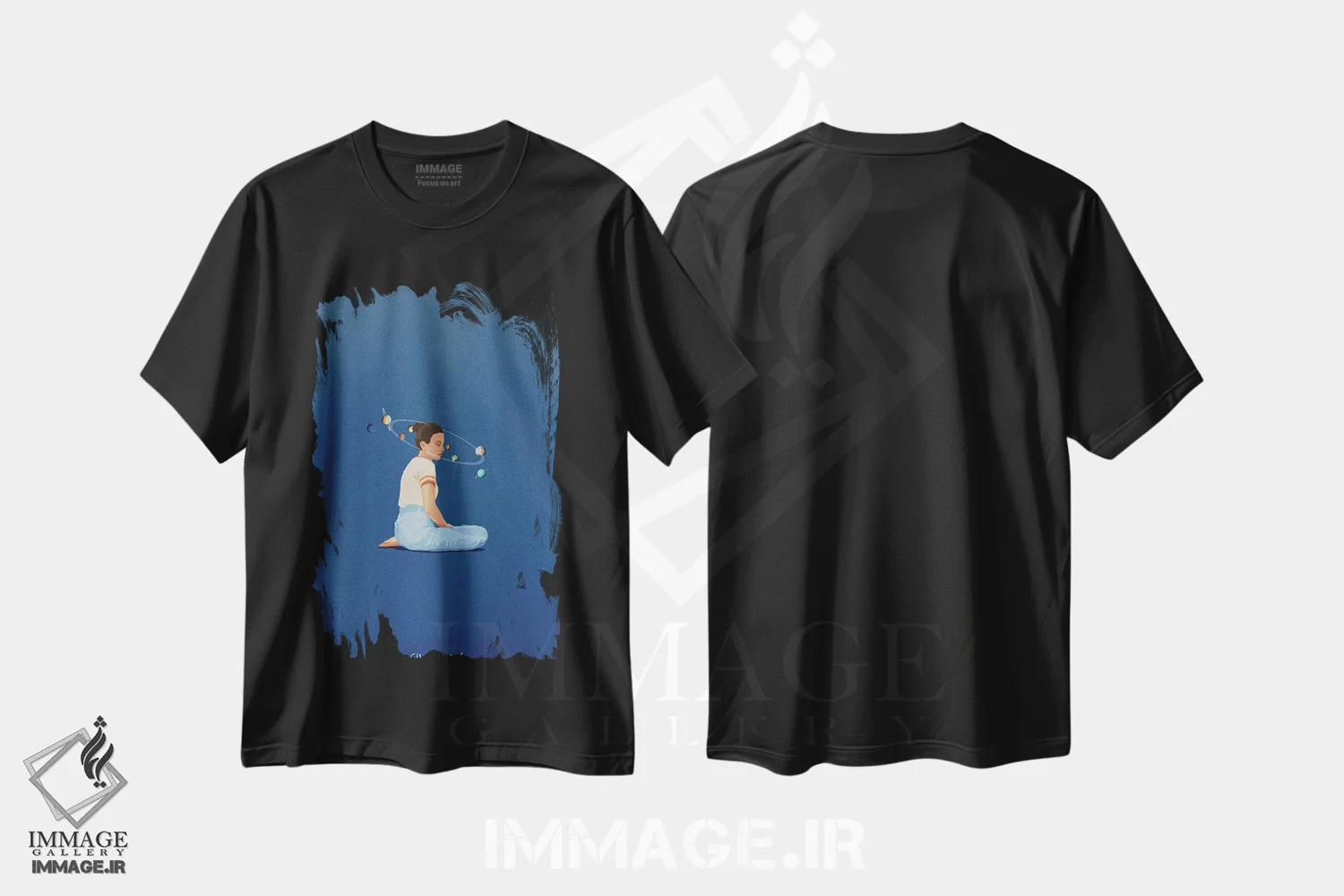 تیشرت مشکی طرح دار سیستم تک نفره، تزئینی اثر گیسل دکل | immage.ir