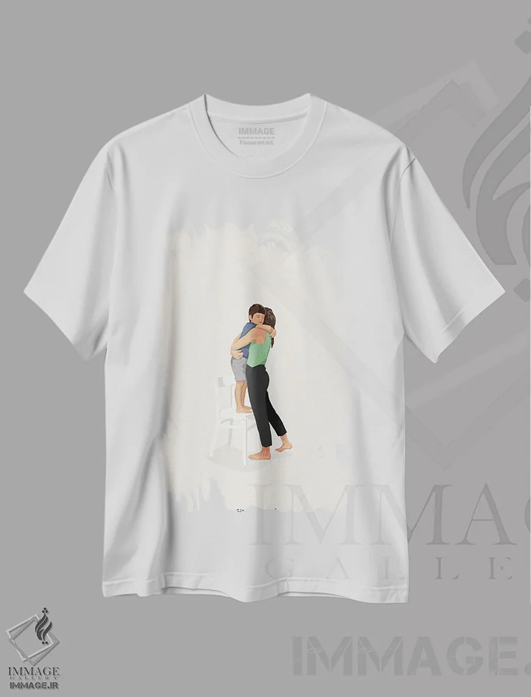 تیشرت سفید طرح دار مادر و پسر، تزئینی اثر گیسل دکل | immage.ir