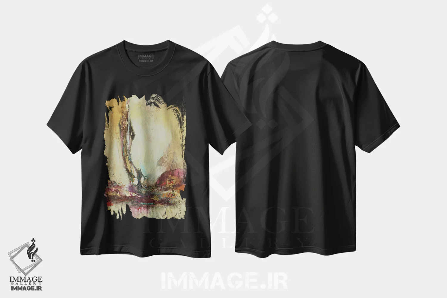 تیشرت مشکی طرح دار طلایی در مجنتا ۱ اثر گابریلا ویارریل | فروشگاه ایماژ