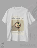 تیشرت سفید طرح دار سوپ میسو، تزئینی اثر گاستروورلد | immage.ir