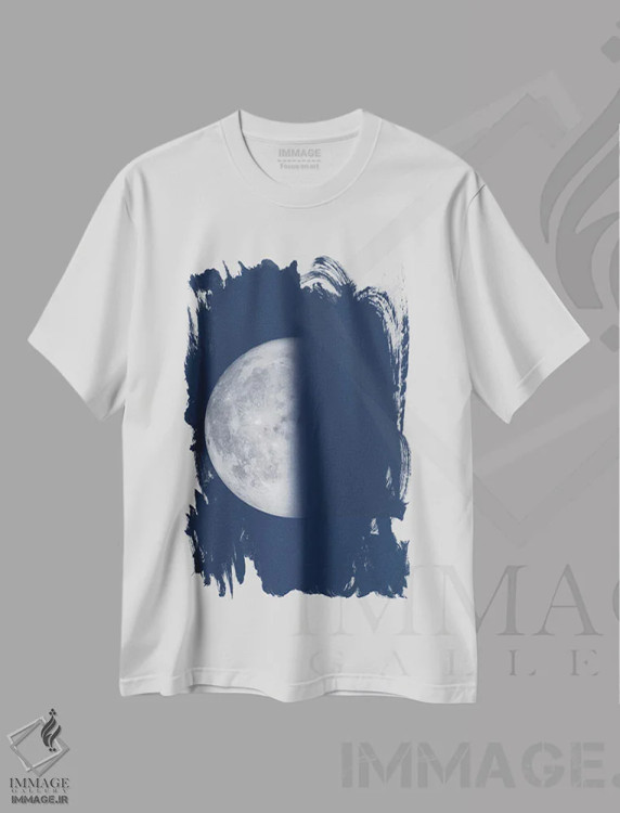 تیشرت سفید طرح دار ماه تربیع آخر، هنر دیجیتال اثر گت یور نرد آن | immage.ir