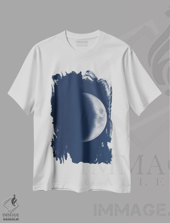 تیشرت سفید طرح دار ماه هلال افزایشی، هنر دیجیتال اثر گت یور نرد آن | immage.ir