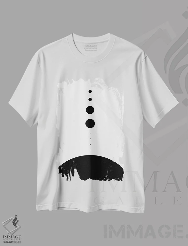 تیشرت سفید طرح دار سیارات به نسبت ابعاد واقعی ۲، هنر تزئینی سیاه و سفید اثر گت یور نرد آن | immage.ir