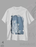 تیشرت سفید طرح دار بخور، بخواب، بخوان، تکرار کن، دکور معاصر اثر گت یور نرد آن | immage.ir