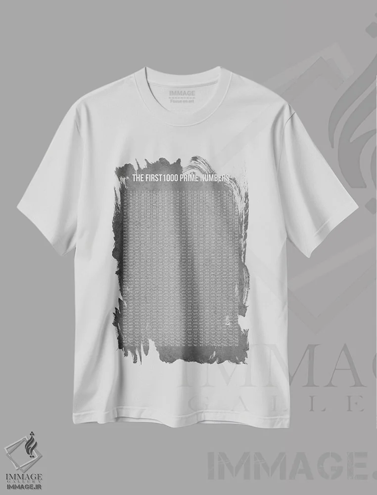 تیشرت سفید طرح دار اولین ۱۰۰۰ عدد اول، دکور معاصر اثر گت یور نرد آن | immage.ir