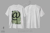 تیشرت سفید طرح دار نماد @، تزئینی اثر گت یور نرد آن | فروشگاه ایماژ