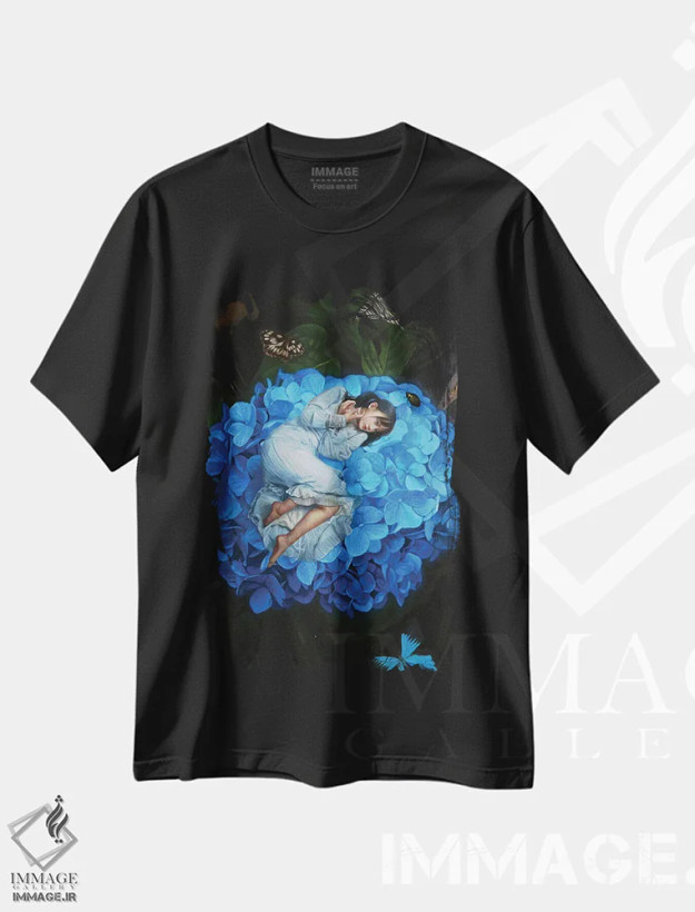 تیشرت مشکی طرح دار در اتاق بارانی، هنر فاخر معاصر اثر تاکاهیرو هیربایاشی | فروشگاه ایماژ