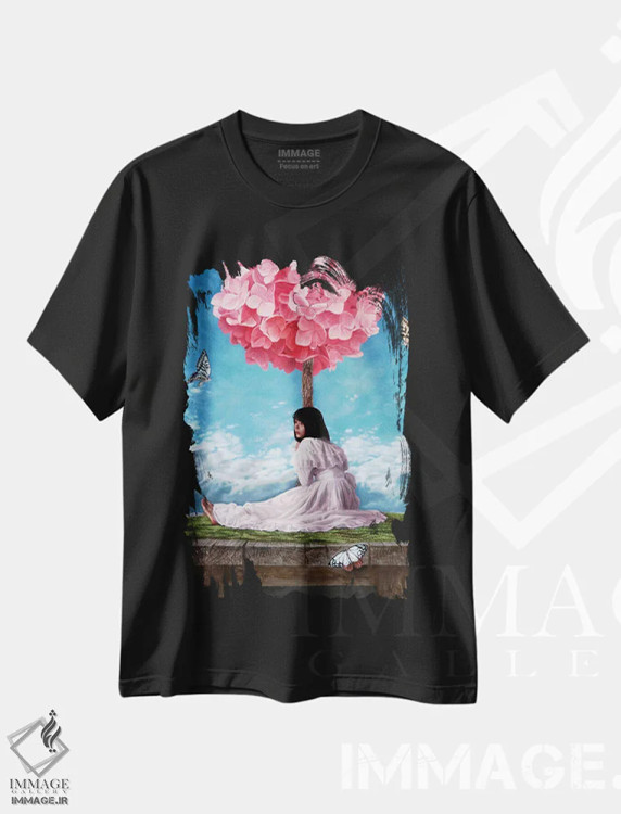 تیشرت مشکی طرح دار در دنیایی ساخته شده، هنر فاخر معاصر اثر تاکاهیرو هیربایاشی | فروشگاه ایماژ