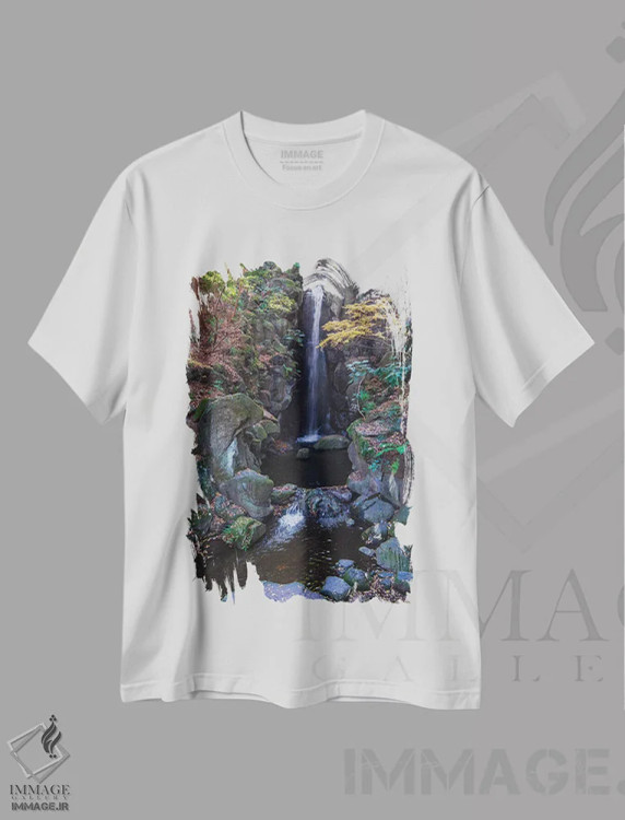 تیشرت سفید طرح دار آبشار در باغ معبد ناریتا، مدیوم اثر شیلا حداد | immage.ir