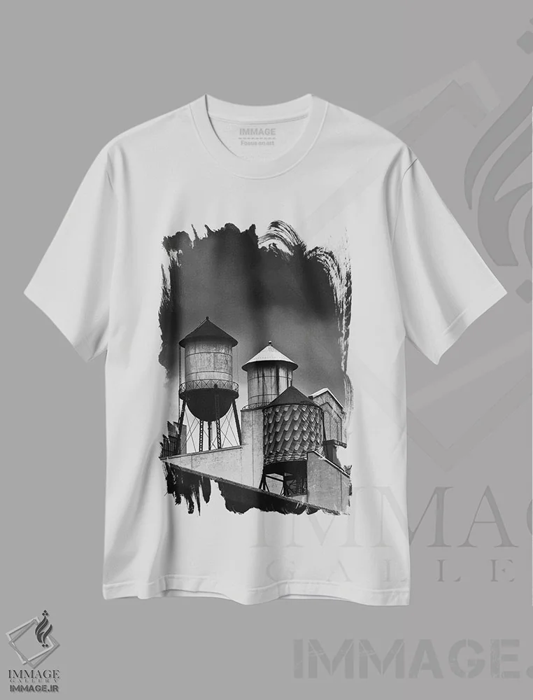 تیشرت سفید طرح دار بشکه های آب نیویورک، عکاسی سیاه و سفید اثر استیفن هاجتس | فروشگاه ایماژ