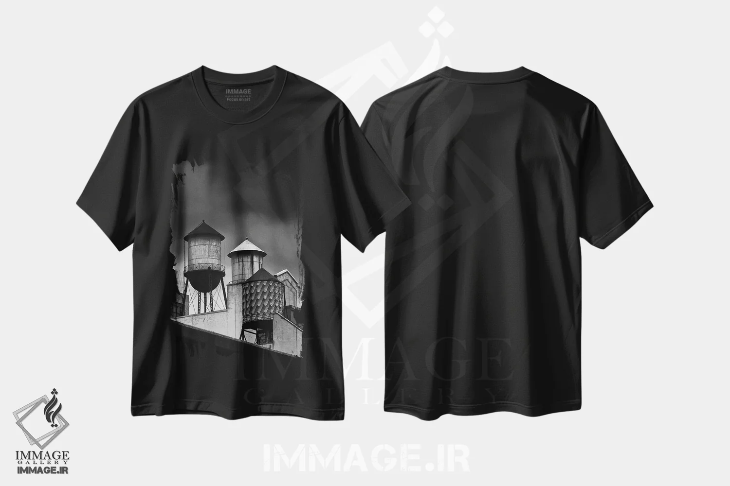 تیشرت مشکی طرح دار بشکه های آب نیویورک، عکاسی سیاه و سفید اثر استیفن هاجتس | immage.ir