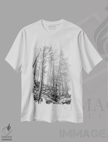 تیشرت سفید طرح دار جنگل زمستانی وایلدبُرکلاف، عکاسی سیاه و سفید اثر استیفن هاجتس | فروشگاه ایماژ
