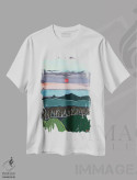 تیشرت سفید طرح دار غروب کوهستانی، مدیوم اثر هیدن هیل | فروشگاه ایماژ