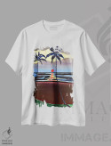 تیشرت سفید طرح دار غروب بنفش با سیلوئت نخل ها، دکور ساحلی اثر هیدن هیل | فروشگاه ایماژ