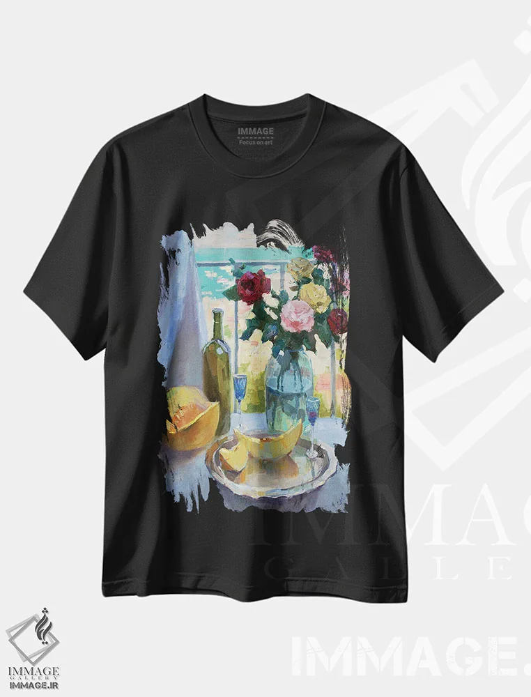 تیشرت مشکی طرح دار رزها در بالاکلاوا، هنر فاخر معاصر اثر کنتس آرت | immage.ir