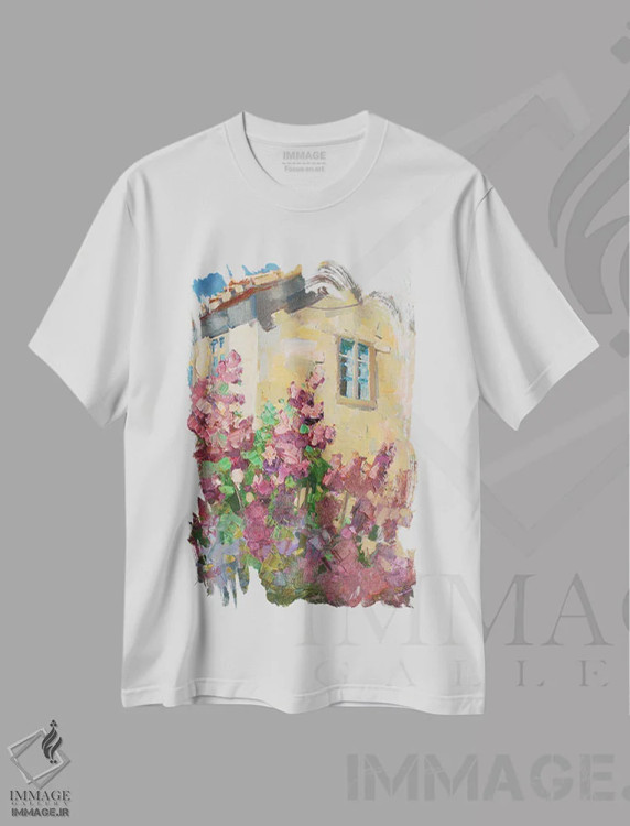 تیشرت سفید طرح دار یاس بنفش گلدار، هنر فاخر معاصر اثر کنتس آرت | فروشگاه ایماژ
