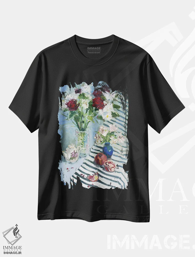تیشرت مشکی طرح دار گلدان ها و انار، هنر فاخر معاصر اثر کنتس آرت | immage.ir