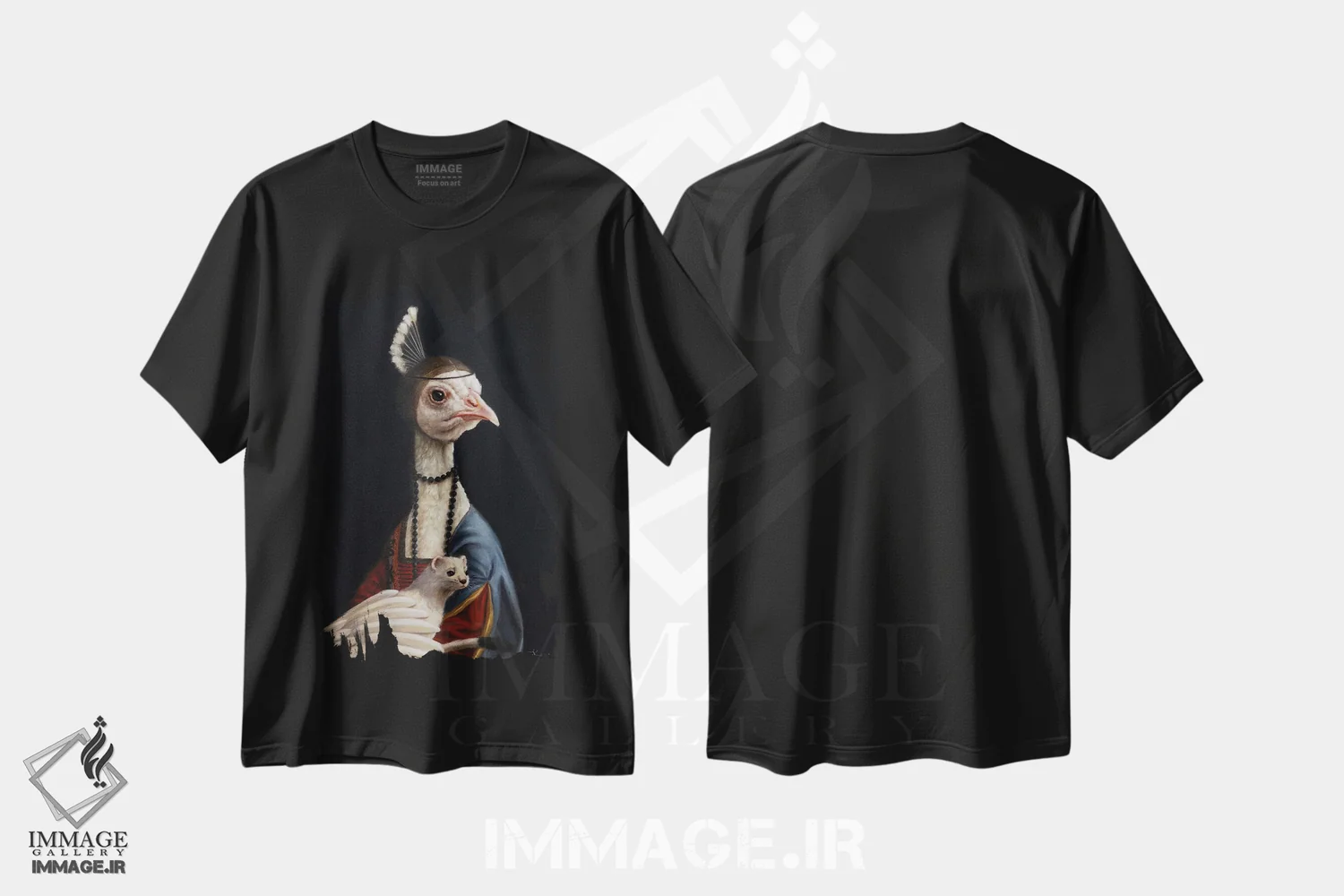 تیشرت مشکی طرح دار طاووس با ارمنت، دکور معاصر اثر لوسیا هفرنان | immage.ir