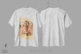 تیشرت سفید طرح دار کولاژ کدی شک، دست نقاشی و طراحی دستی اثر هنر کریس هافمن | immage.ir