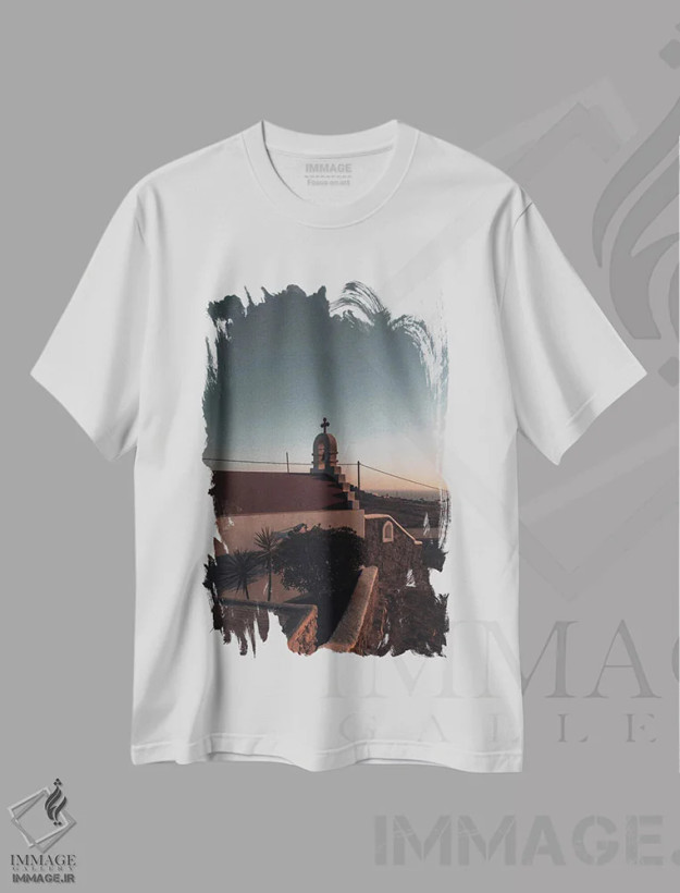 تیشرت سفید طرح دار کلیسای غروب، دکور معاصر اثر سباستین هیلگتاگ | فروشگاه ایماژ