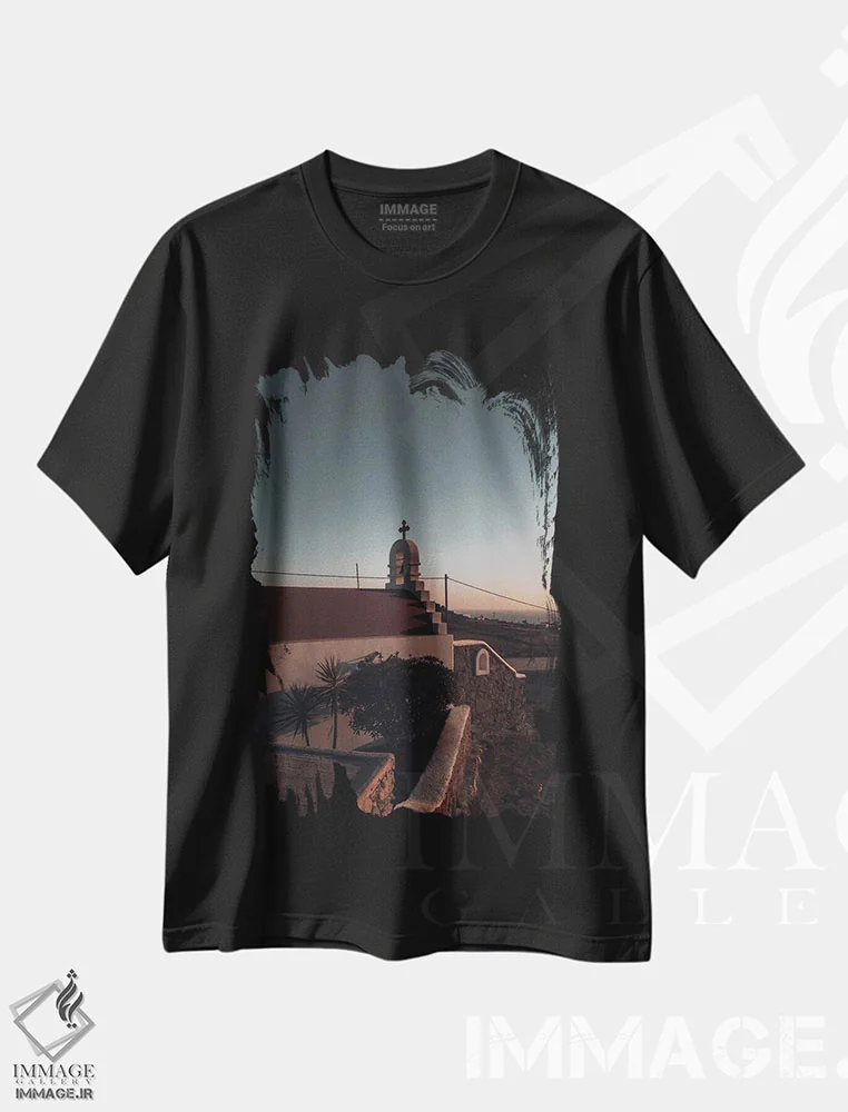 تیشرت مشکی طرح دار کلیسای غروب، دکور معاصر اثر سباستین هیلگتاگ | immage.ir