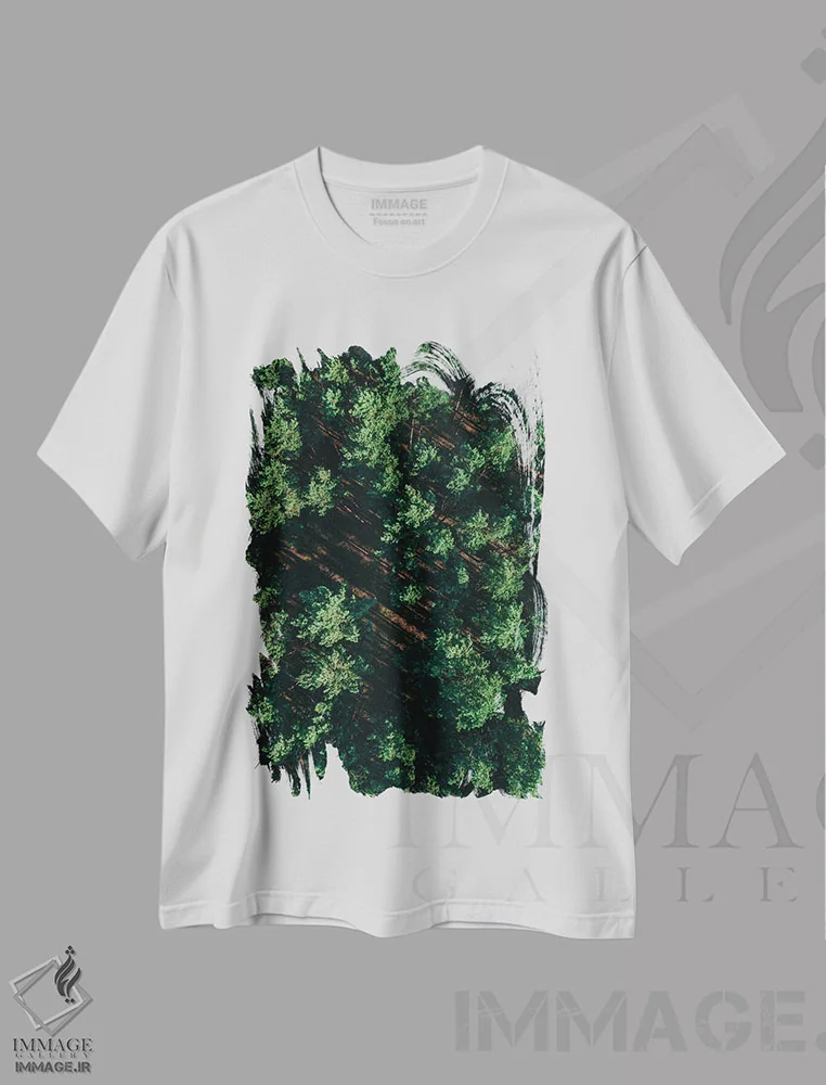 تیشرت سفید طرح دار جنگل الگودار، عکاسی هوایی اثر سباستین هیلگتاگ | immage.ir