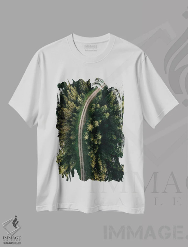 تیشرت سفید طرح دار مسیر جنگلی، عکاسی هوایی اثر سباستین هیلگتاگ | فروشگاه ایماژ