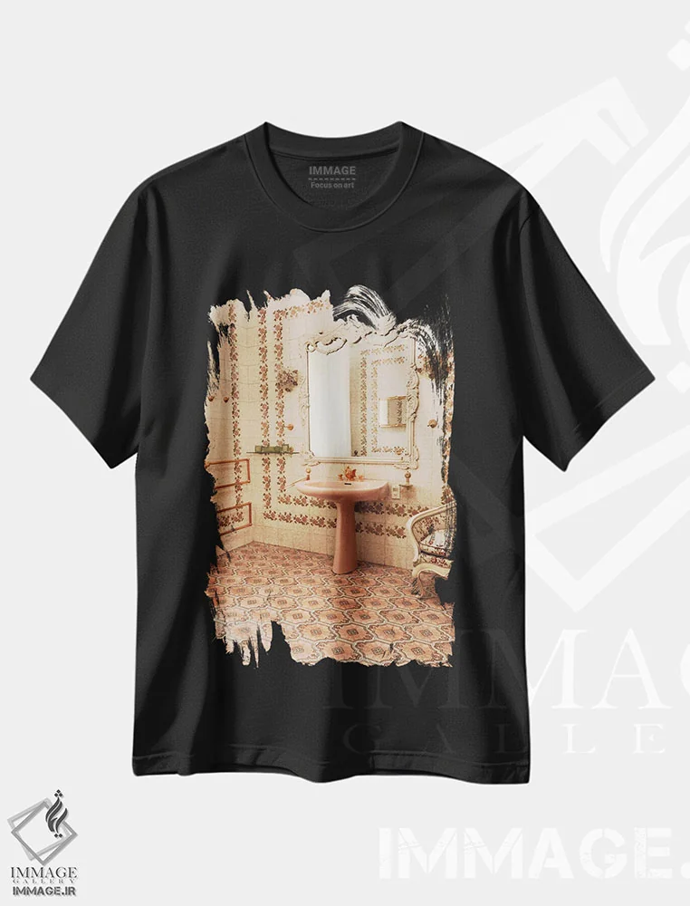 تیشرت مشکی طرح دار سینک صورتی و طلایی، تزئینی اثر سباستین هیلگتاگ | فروشگاه ایماژ