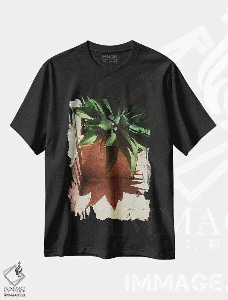 تیشرت مشکی طرح دار مجموعه آنالوگ، تزئینی اثر سباستین هیلگتاگ | immage.ir