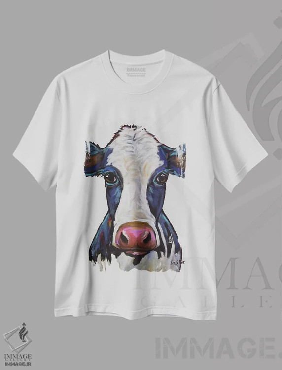 تیشرت سفید طرح دار گاو، مدیوم اثر هیپی هاوند استودیوز | immage.ir