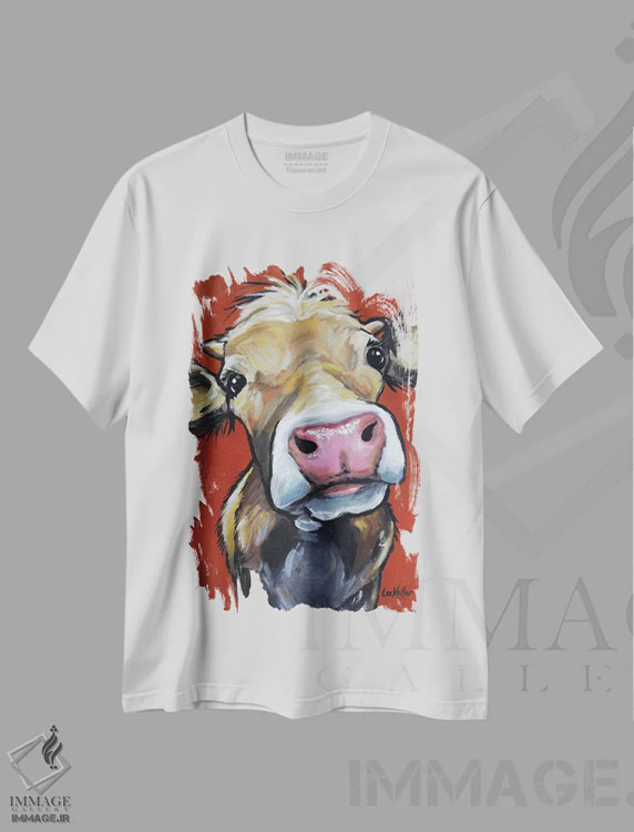 تیشرت سفید طرح دار گاو، تزئینی اثر هیپی هاوند استودیوز | immage.ir