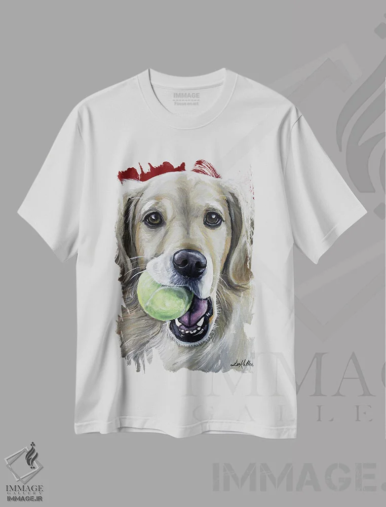 تیشرت سفید طرح دار سوفی گلدن رتریور با توپ، مدیوم اثر هیپی هاوند استودیوز | فروشگاه ایماژ