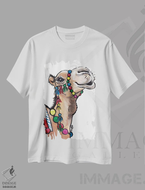 تیشرت سفید طرح دار شتر با منگوله ها I، دکور معاصر اثر هیپی هاوند استودیوز | immage.ir