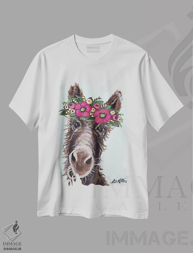 تیشرت سفید طرح دار الاغ با گل های صورتی، دکور معاصر اثر هیپی هاوند استودیوز | immage.ir