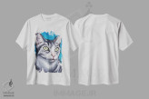 تیشرت سفید طرح دار شنک گربه تبی، دکور معاصر اثر هیپی هاوند استودیوز | فروشگاه ایماژ