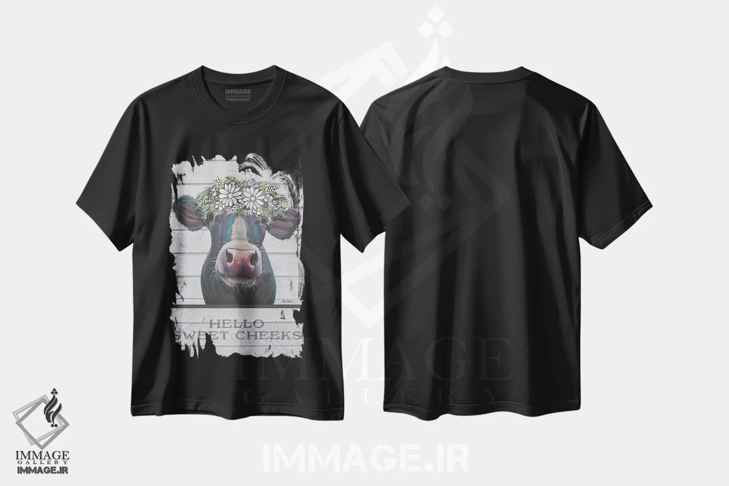 تیشرت مشکی طرح دار نقاشی گاو حمام، سلام گونه های شیرین، دکور روستایی اثر هیپی هاوند استودیوز | immage.ir