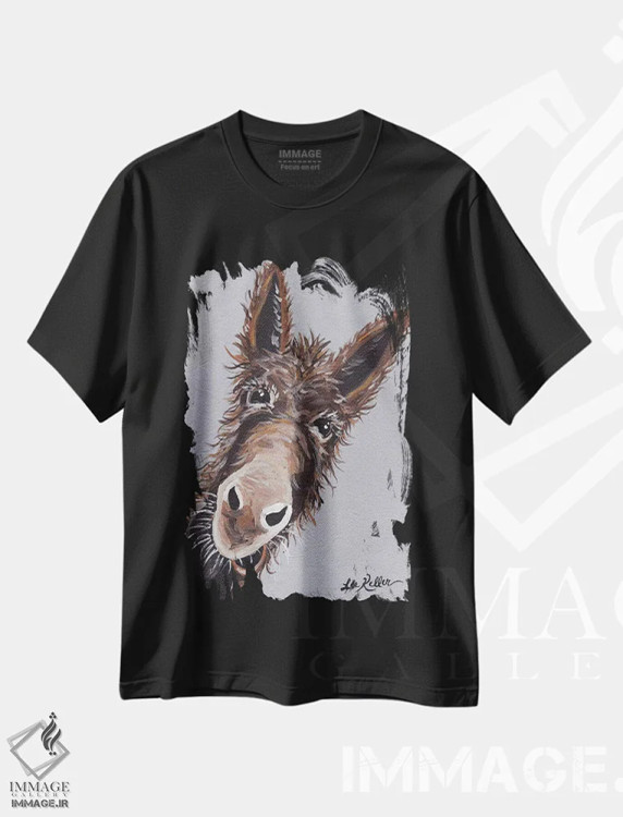 تیشرت مشکی طرح دار الاغ روفوس روی زمینه خاکستری، مدیوم اثر هیپی هاوند استودیوز | immage.ir