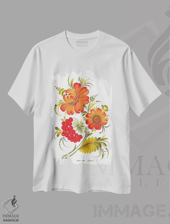 تیشرت سفید طرح دار روشنی آسمان، تزئینی اثر هالینا کولگا | فروشگاه ایماژ