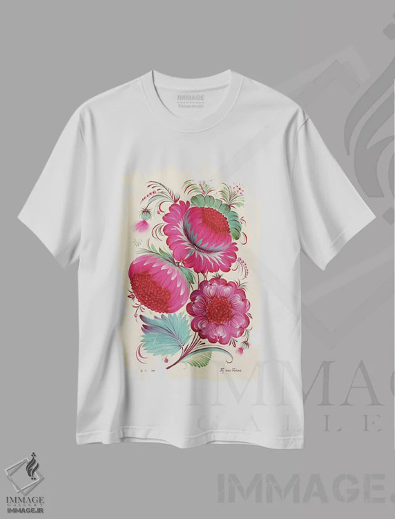 تیشرت سفید طرح دار کومانو، تزئینی اثر هالینا کولگا | immage.ir