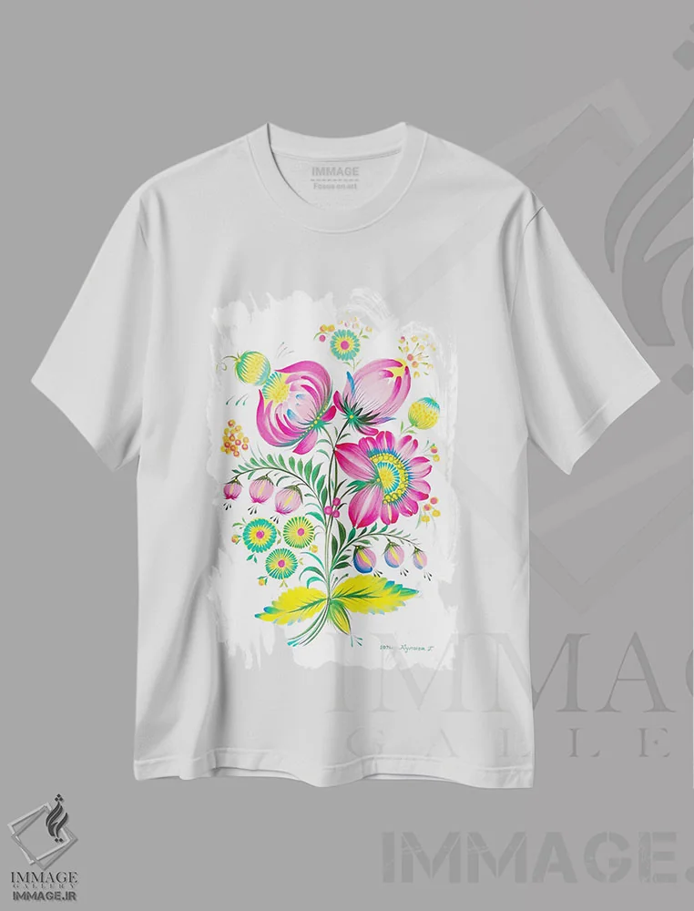 تیشرت سفید طرح دار سرانجام بهار ۲۰۲۱، تزئینی اثر هالینا کولگا | immage.ir