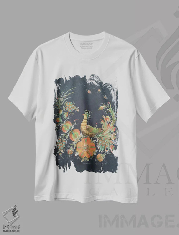 تیشرت سفید طرح دار امید در شب تاریک، تزئینی اثر هالینا کولگا | immage.ir