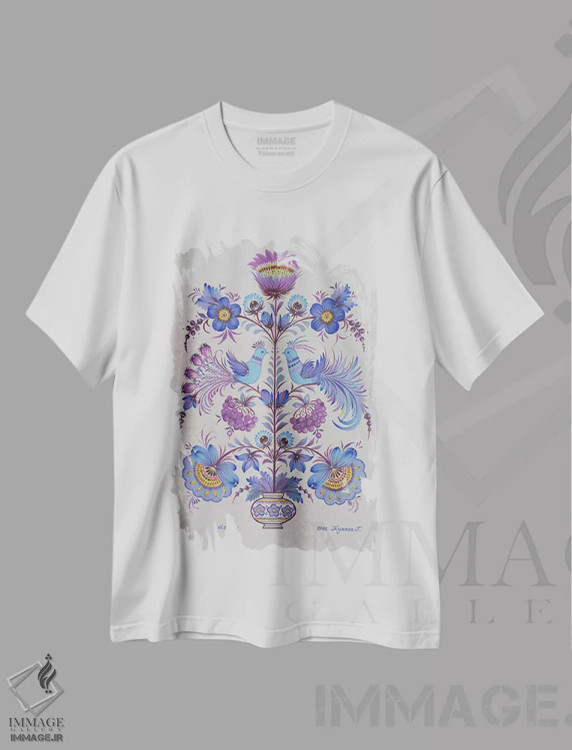 تیشرت سفید طرح دار شجره نامه خانوادگی، تزئینی اثر هالینا کولگا | immage.ir