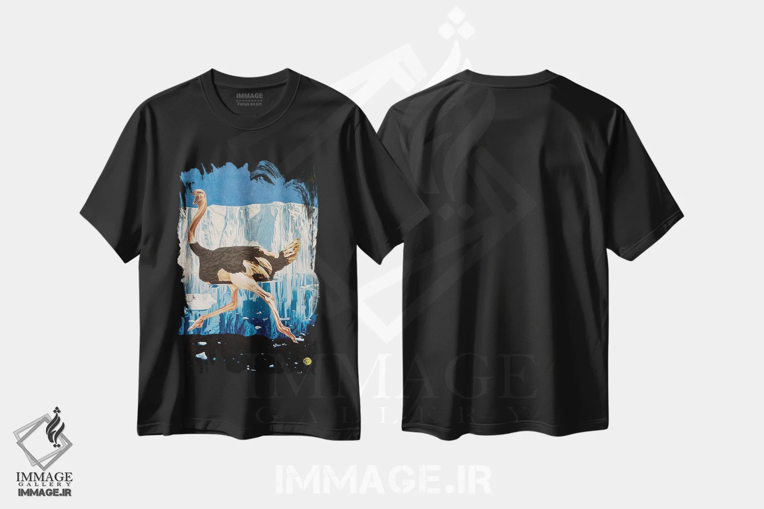 تیشرت مشکی طرح دار صبر کن، یک چیزی درست نیست، هنر فاخر معاصر اثر استیفن هال | immage.ir